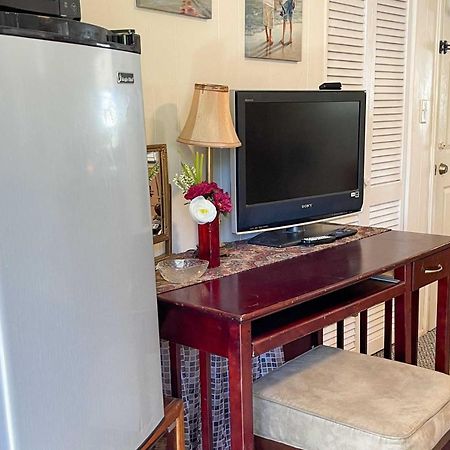 Lake Worth Studio With Smart Tv 6 Mi To Palm Beach! Lake Worth Beach Exterior photo